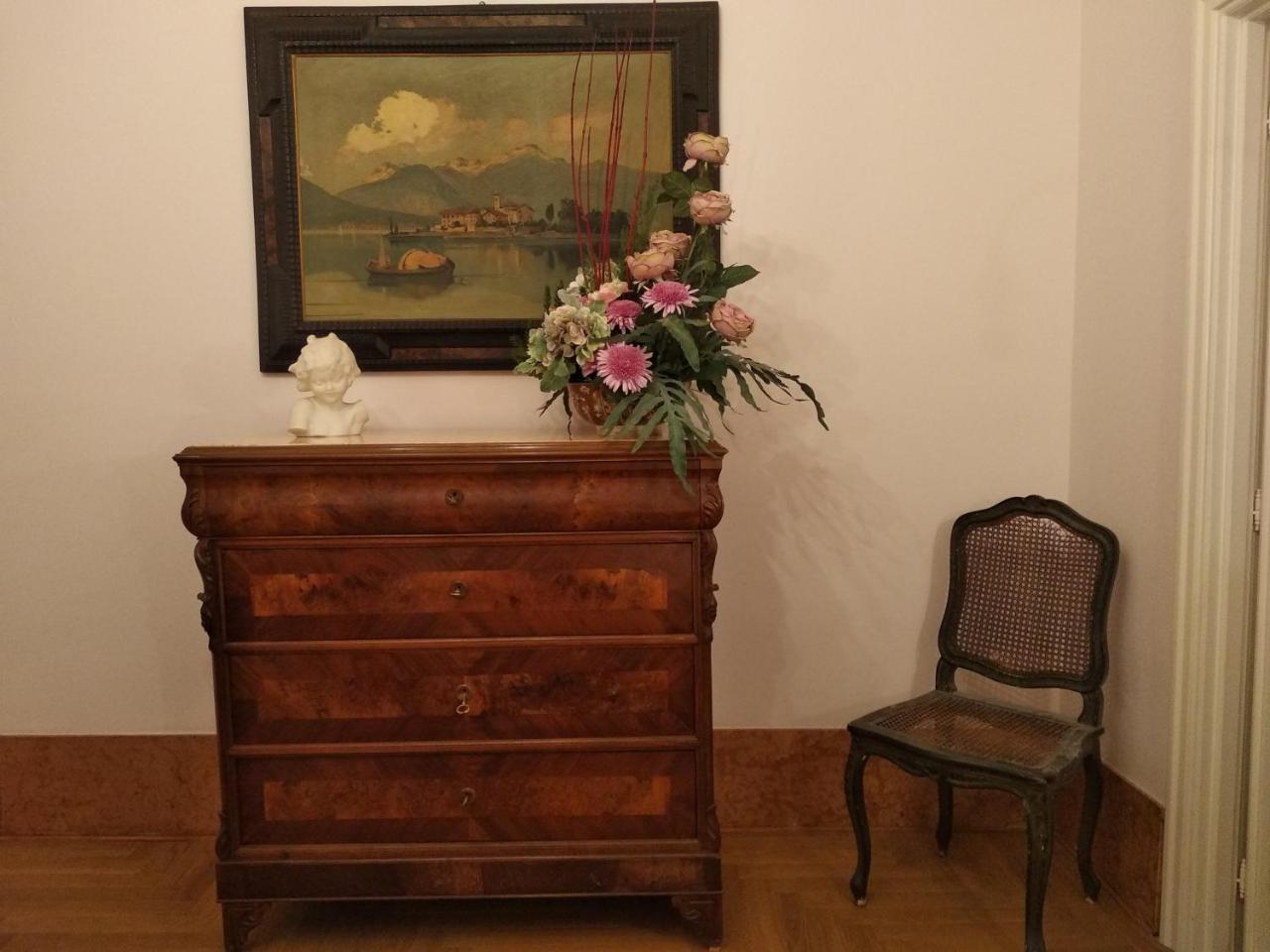 B&B "La Bottega D'Arte" Carrara Exterior photo